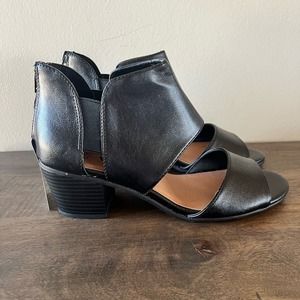 NWT Sonoma Black Open Toe Two Inch Heels Sandals